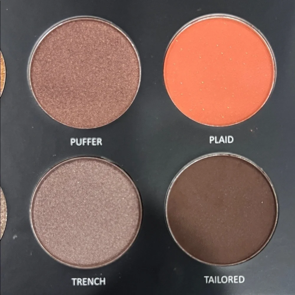 Estate Eyeshadow Palette with Gold and Brown Hues
